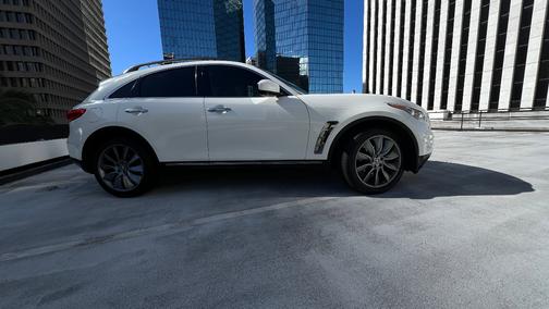White 2013 INFINITI FX37 Limited Edition