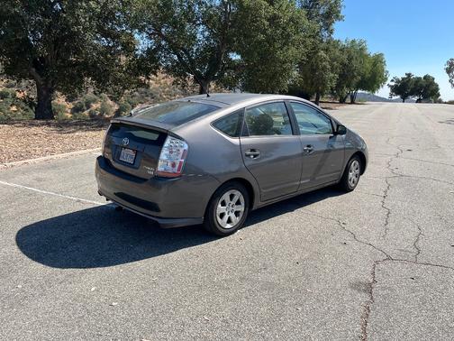 Gray 2007 Toyota Prius Base