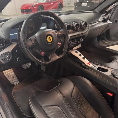 2014 Ferrari F12berlinetta Base