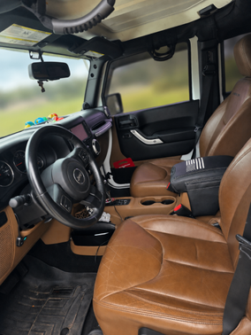 White 2014 Jeep Wrangler Unlimited Rubicon