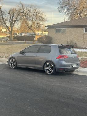 2015 Volkswagen Golf Man TSI S
