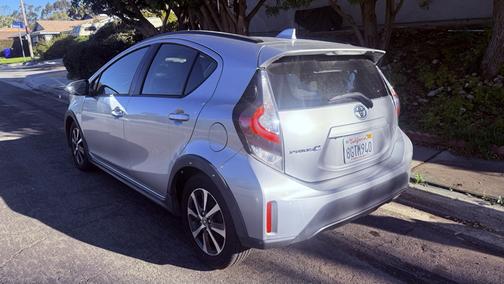 2018 Toyota Prius c Two