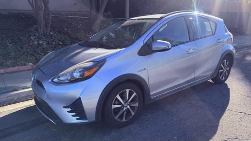 2018 Toyota Prius c Two