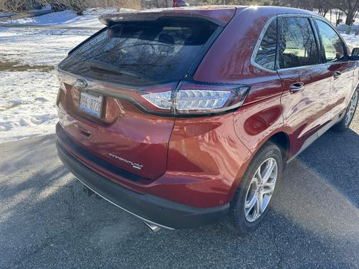 2016 Ford Edge Titanium