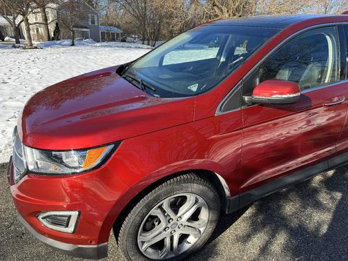 2016 Ford Edge Titanium