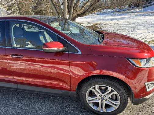 2016 Ford Edge Titanium