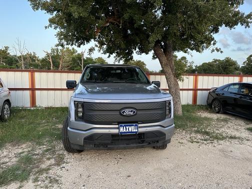 2024 Ford F-150 Lightning Flash