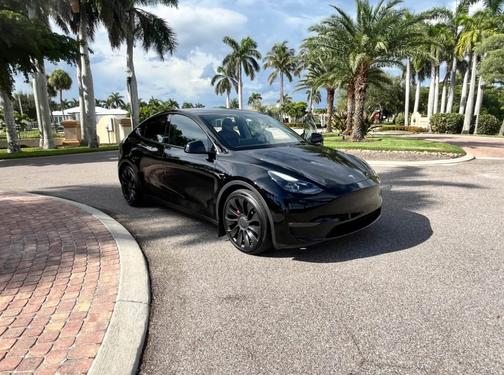 2022 Tesla Model Y Performance