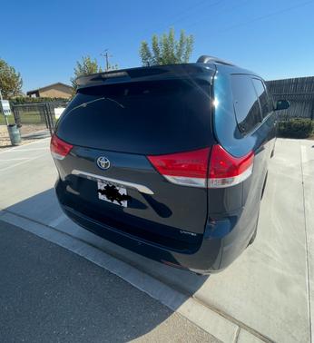 2011 Toyota Sienna Limited