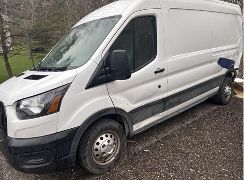 2022 Ford Transit-250 Base