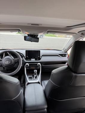 2019 Toyota RAV4 Limited