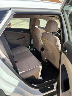 White 2017 Hyundai TUCSON Sport