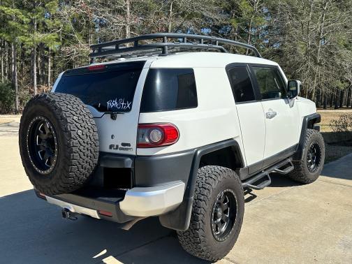 2014 Toyota FJ Cruiser Base