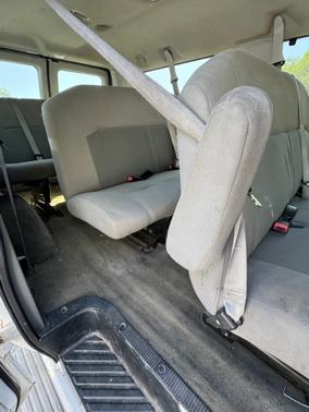 2014 Ford E350 Super Duty XL