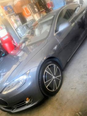 2013 Tesla Model S Base