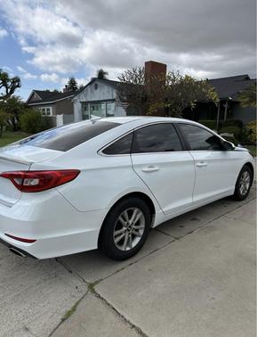 2015 Hyundai SONATA SE