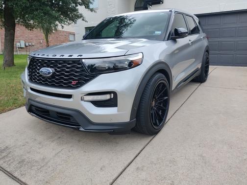 2021 Ford Explorer ST