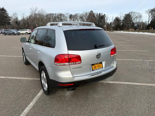 2004 Volkswagen Touareg V8