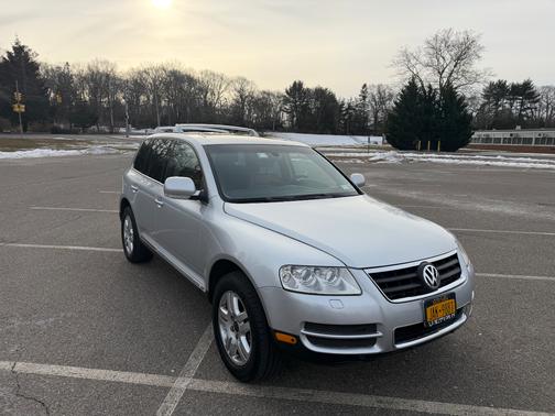 2004 Volkswagen Touareg V8