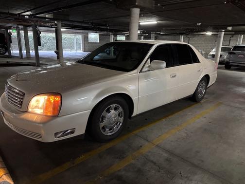 2002 Cadillac DeVille Base