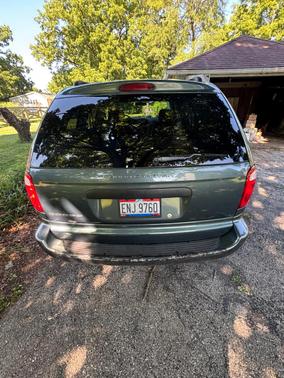 Green 2007 Dodge Grand Caravan SE