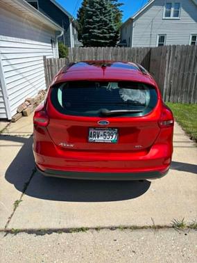 Red 2018 Ford Focus SEL