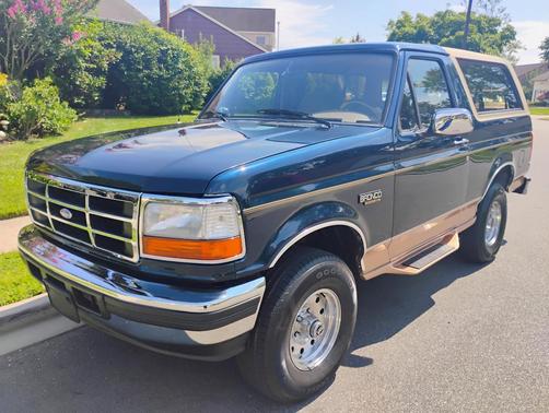 Green 1995 Ford Bronco Eddie Bauer