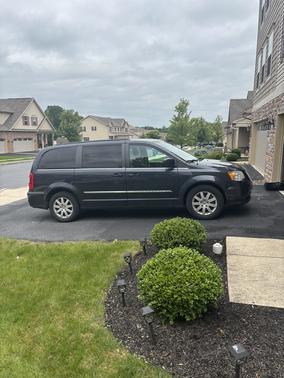 2014 Chrysler Town & Country Touring