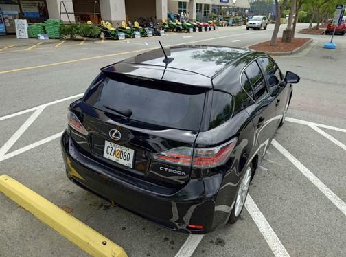 2011 Lexus CT 200h Base