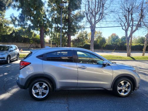 2017 Honda HR-V EX-L w/Navigation