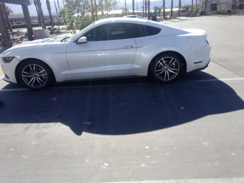 2017 Ford Mustang EcoBoost Premium
