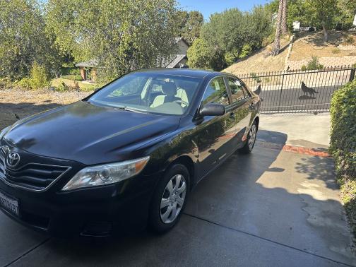 2011 Toyota Camry LE