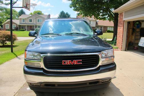 Black 2006 GMC Yukon XL 1500 SLT