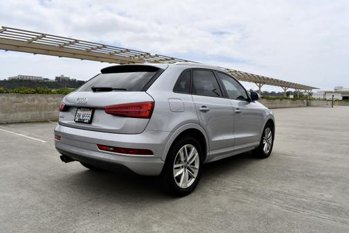 2018 Audi Q3 2.0T Premium