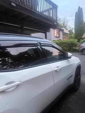 White 2019 Jeep Compass Latitude