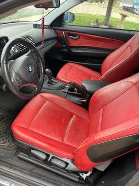 Black 2008 BMW 128 i