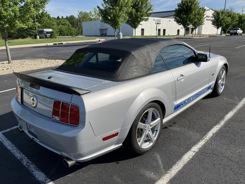 Silver 2007 Ford Mustang GT