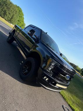 Black 2019 Ford F-250 Lariat