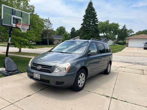 Gray 2006 Kia Sedona EX