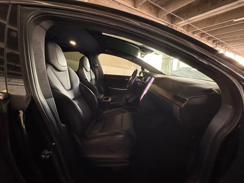 2019 Tesla Model X Long Range