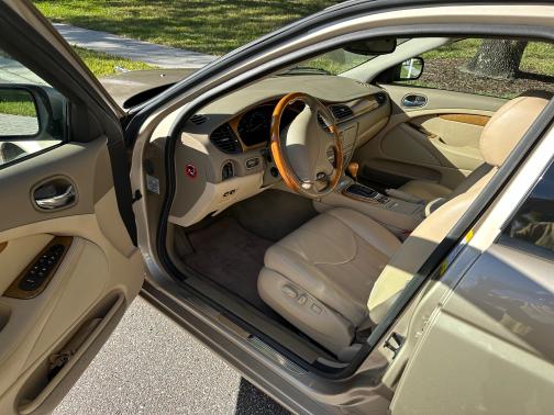 2001 Jaguar S-Type 4