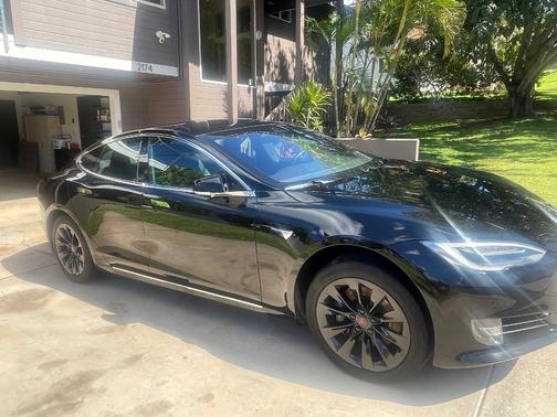 2018 Tesla Model S 75D