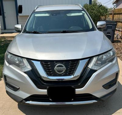 Silver 2019 Nissan Rogue SV