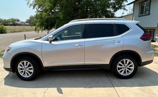 Silver 2019 Nissan Rogue SV