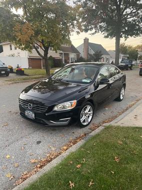 Black 2015 Volvo S60 T5 Premier