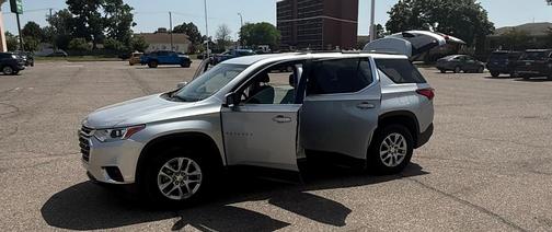 Gray 2020 Chevrolet Traverse LT Cloth