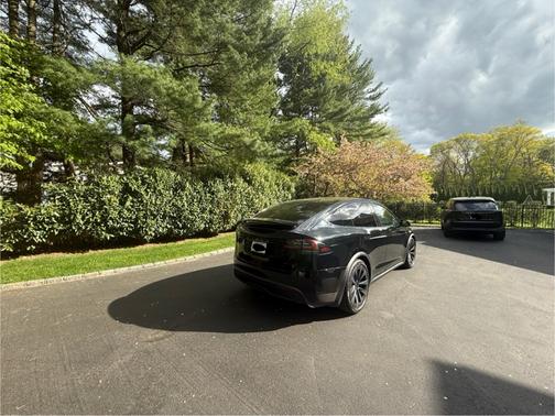 Black 2023 Tesla Model X Base