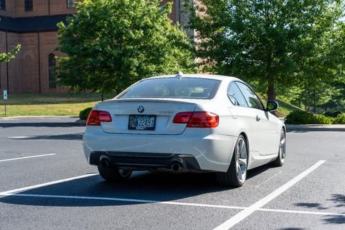 White 2013 BMW 335 i