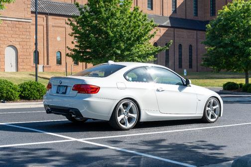 White 2013 BMW 335 i