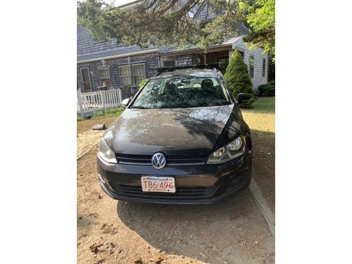 2015 Volkswagen Golf SportWagen TDI S 4-Door